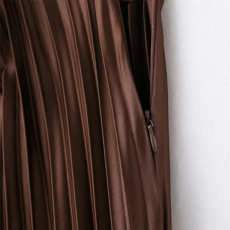 Saia Midi Plissada Elegante — Cintura Média